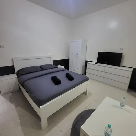 Vashi Full Studio Apartment